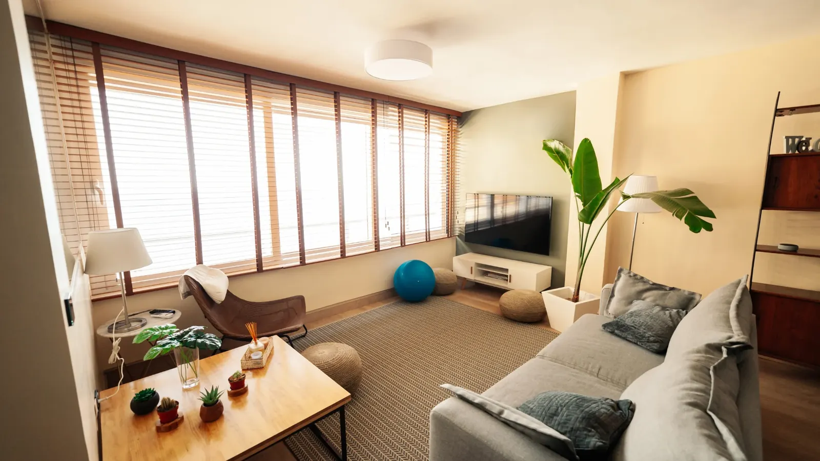 Modern Flats — view 2